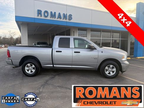 Used 2024 RAM 1500 Classic SLT image 2