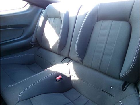 Used 2021 Ford Mustang Coupe image 11