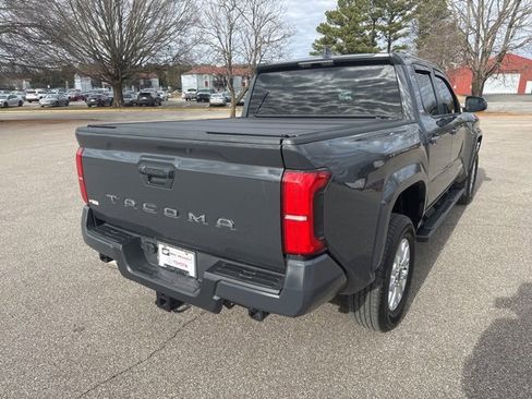 Used 2024 Toyota Tacoma SR5 image 5