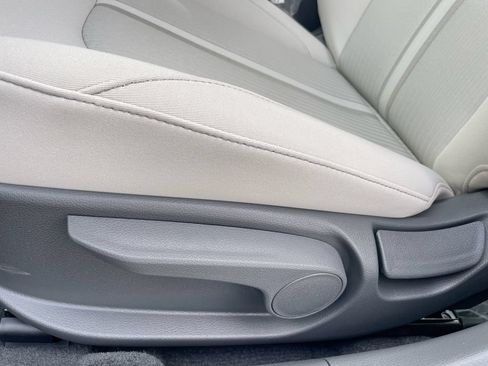 Used 2026 Hyundai Sonata SE FWD image 40