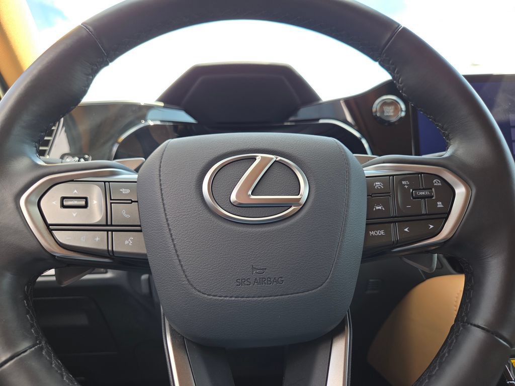 Certified 2026 Lexus NX 350 AWD w/ Accessory Package (2T) image 36
