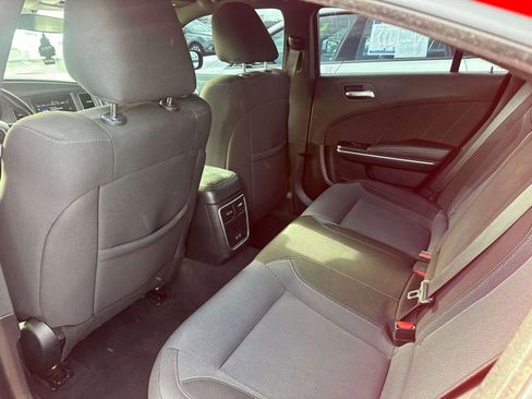 Used 2022 Dodge Charger SXT image 10