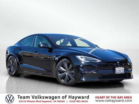 Used 2022 Tesla Model S image 1