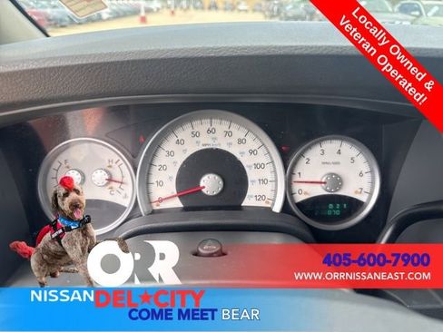Used 2005 Dodge Durango Limited w/ Trailer Tow Group RWD image 17