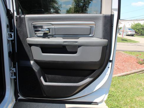 Used 2016 RAM 1500 Big Horn AWD/4WD image 34