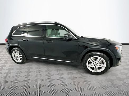Used 2021 Mercedes-Benz GLB 250 4MATIC image 11