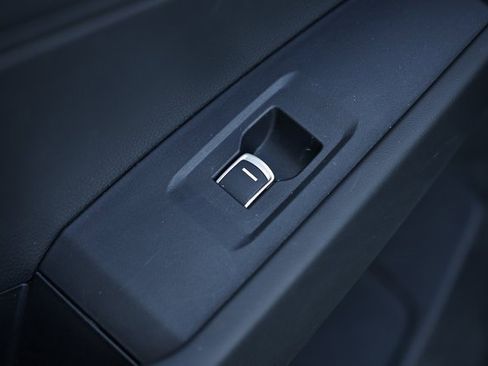 Certified 2024 Honda Accord EX image 23