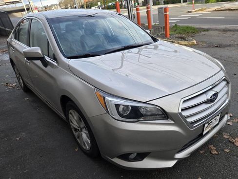 Used 2017 Subaru Legacy 2.5i Premium image 4