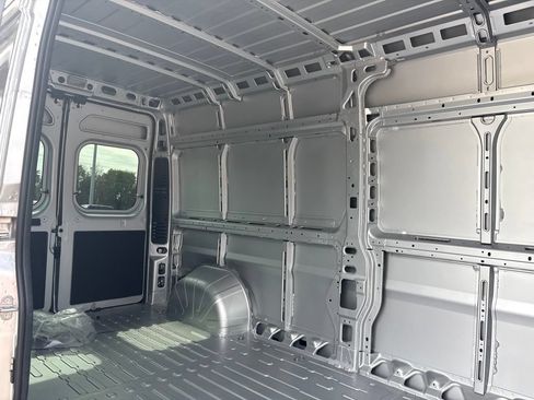 New 2026 RAM ProMaster 2500 w/ Cold Weather Group FWD image 40