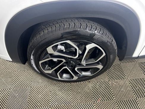 Used 2025 Chevrolet Trax RS w/ Sunroof Package FWD image 10