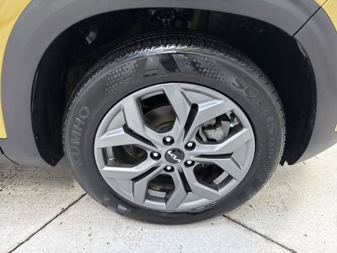 Certified 2024 Kia Seltos S FWD image 30