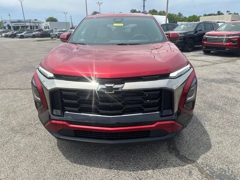 New 2026 Chevrolet Equinox ACTIV w/ Convenience Package III FWD image 8