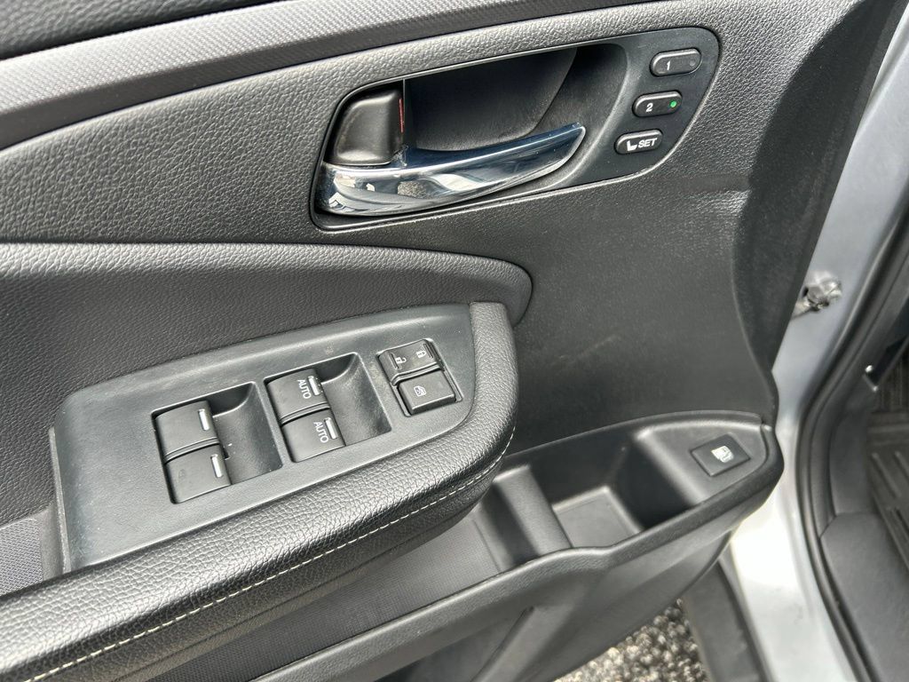 Used 2023 Honda Ridgeline RTL-E image 12