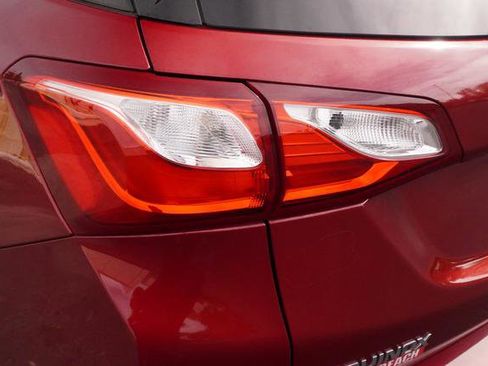 Used 2020 Chevrolet Equinox Premier FWD image 33