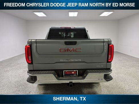 Used 2025 GMC Sierra 1500 SLT AWD/4WD image 5