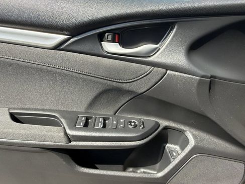 Used 2020 Honda Civic EX image 11
