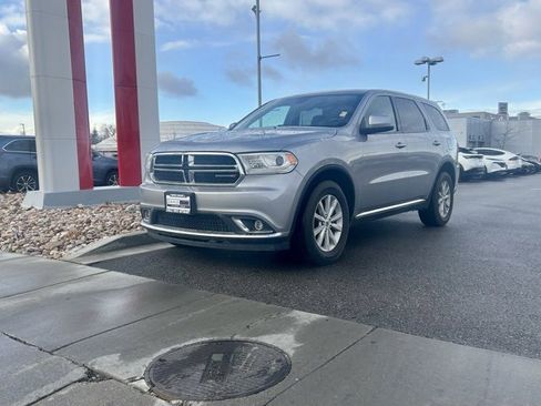 Used 2020 Dodge Durango SXT w/ 3rd Row Seating Group image 2