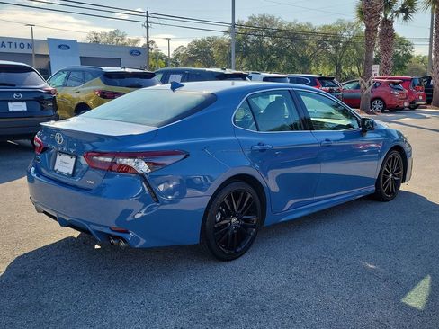 Used 2024 Toyota Camry XSE FWD image 4