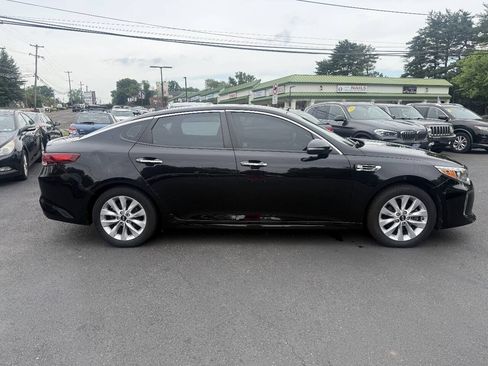 Used 2018 Kia Optima S FWD image 11
