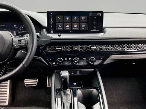 Certified 2025 Honda Accord Sport image 8