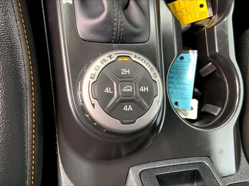 Used 2024 Ford Bronco Badlands AWD/4WD image 30