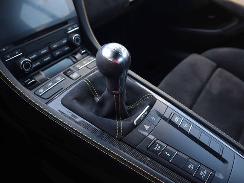 Used 2020 Porsche 718 Cayman GT4 image 10