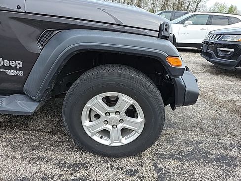 Used 2018 Jeep Wrangler Unlimited Sport S image 12