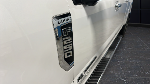 Used 2019 Ford F250 Lariat w/ Lariat Ultimate Package AWD/4WD image 41