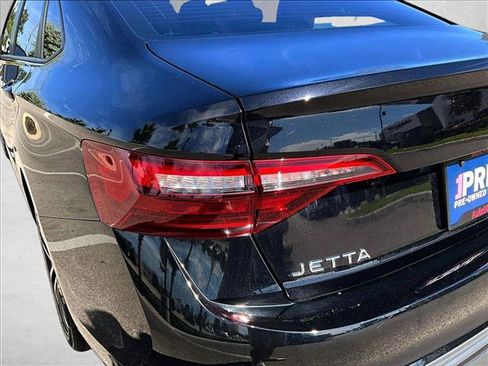 Used 2023 Volkswagen Jetta Sport FWD image 29