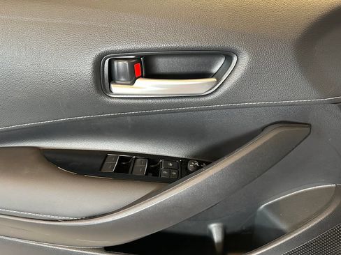 Used 2022 Toyota Corolla SE FWD image 19