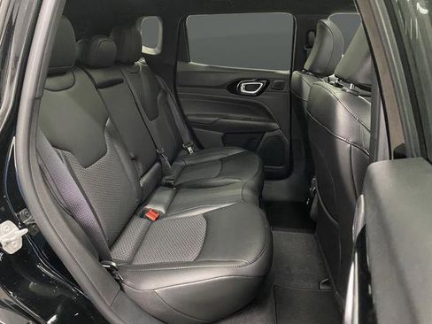 New 2026 Jeep Compass Latitude image 33