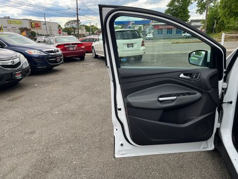 Used 2013 Ford Escape SE AWD/4WD image 10