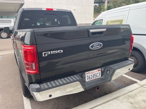 Used 2015 Ford F150 Lariat w/ Equipment Group 502A Luxury image 5