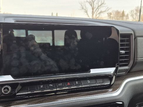 Used 2025 Chevrolet Silverado 2500 LT w/ All Star Edition image 9