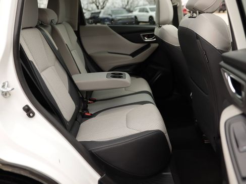 Used 2023 Subaru Forester Premium image 29