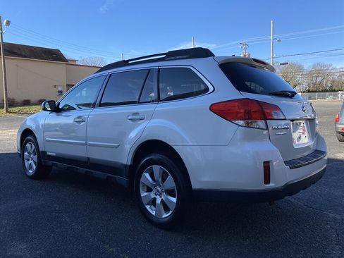 Used 2012 Subaru Outback 2.5i Limited image 6