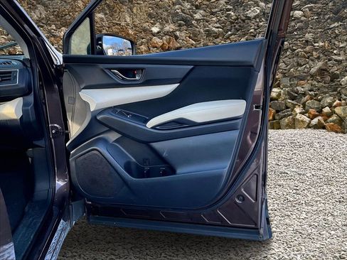 Used 2021 Subaru Ascent Premium w/ Sport Package image 19