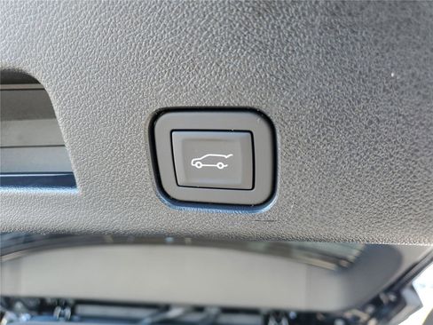 New 2026 GMC Acadia Elevation w/ Black Edition image 9