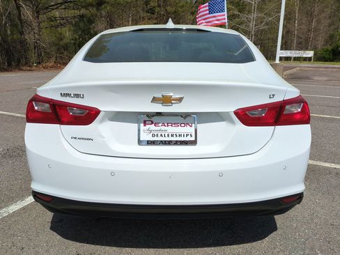 Used 2025 Chevrolet Malibu LT FWD image 5