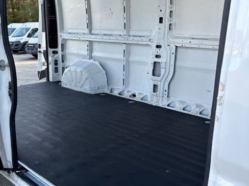 Used 2023 RAM ProMaster 2500 FWD image 37