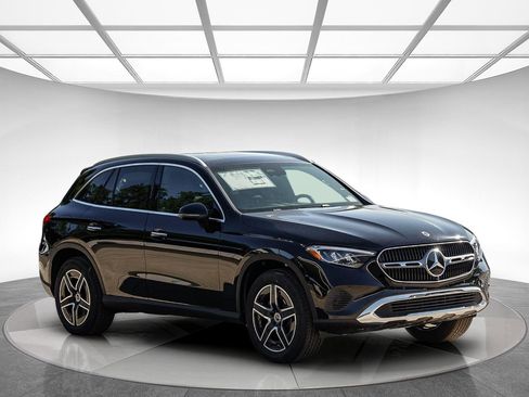 New 2026 Mercedes-Benz GLC 300 image 5