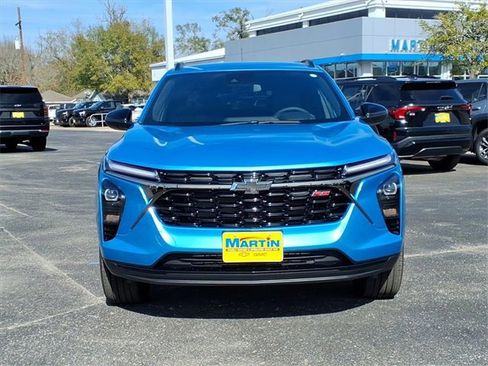 New 2026 Chevrolet Trax RS w/ Driver Confidence Package image 2