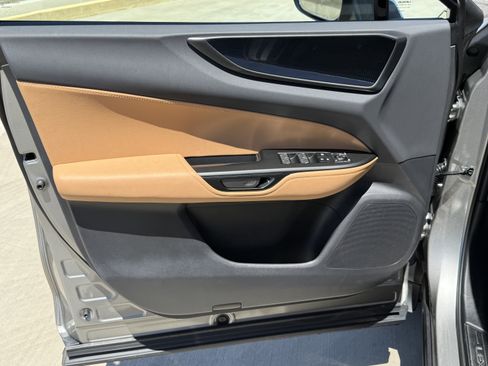 Certified 2026 Lexus NX 350 AWD image 17