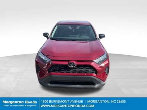 Used 2022 Toyota RAV4 LE image 2