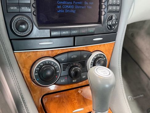 Used 2007 Mercedes-Benz SL 550 image 19