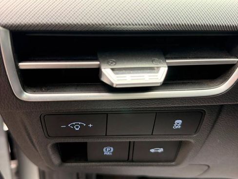 Used 2025 Hyundai Sonata SEL FWD image 25