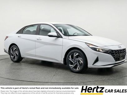 Used 2025 Hyundai Elantra SEL
