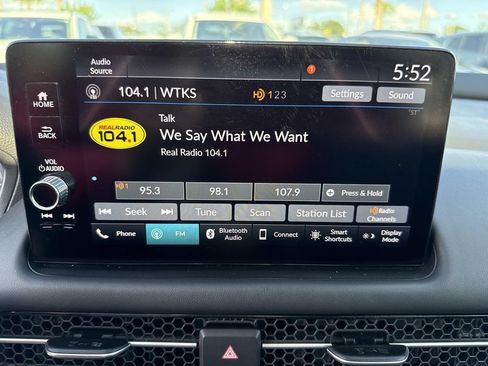 Used 2025 Honda HR-V EX-L image 29