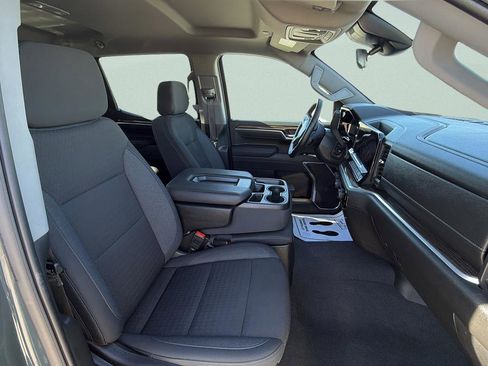 Used 2025 Chevrolet Silverado 1500 LT image 11