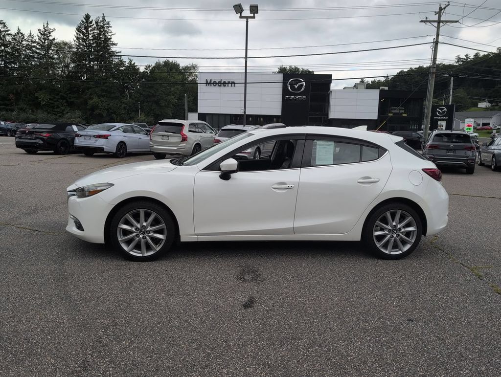 Used 2017 MAZDA MAZDA3 Grand Touring FWD image 7